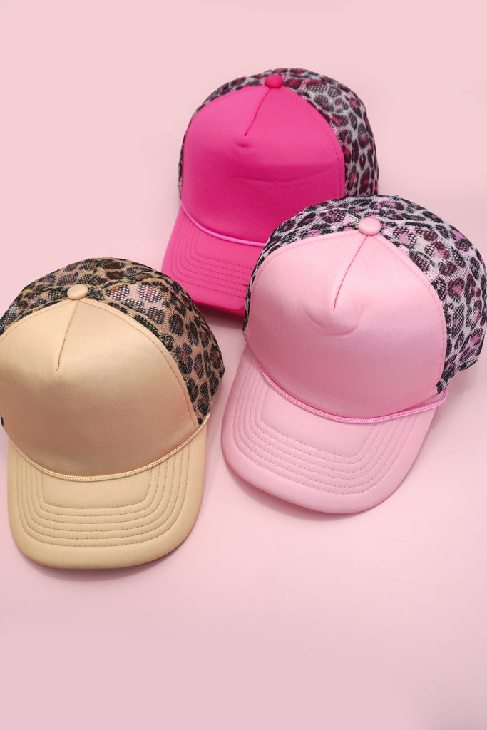 TRUCKER HAT CHECKER FOAM FRONT ANIMAL MESH CAP | 40HW740