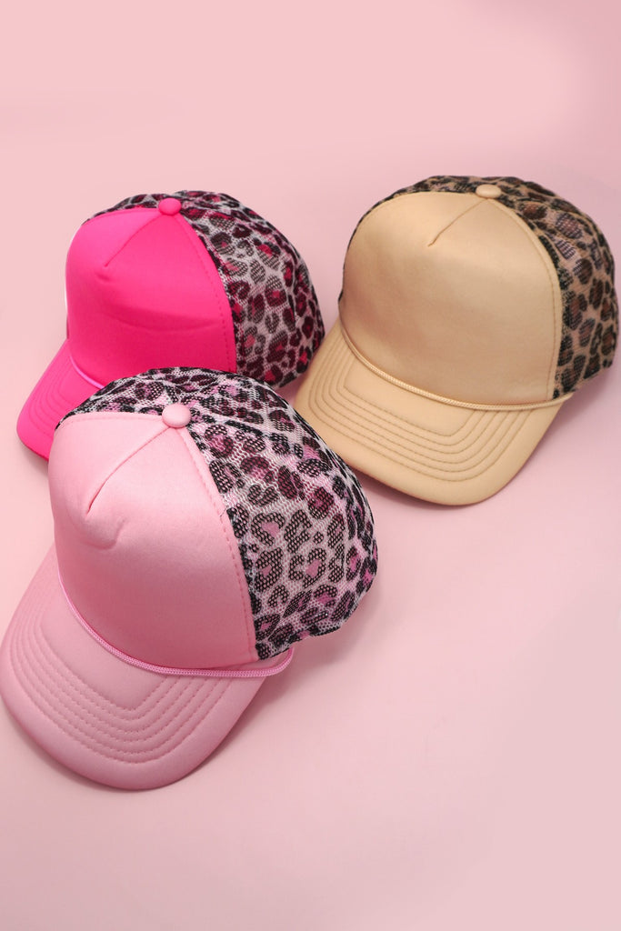 TRUCKER HAT CHECKER FOAM FRONT ANIMAL MESH CAP | 40HW740