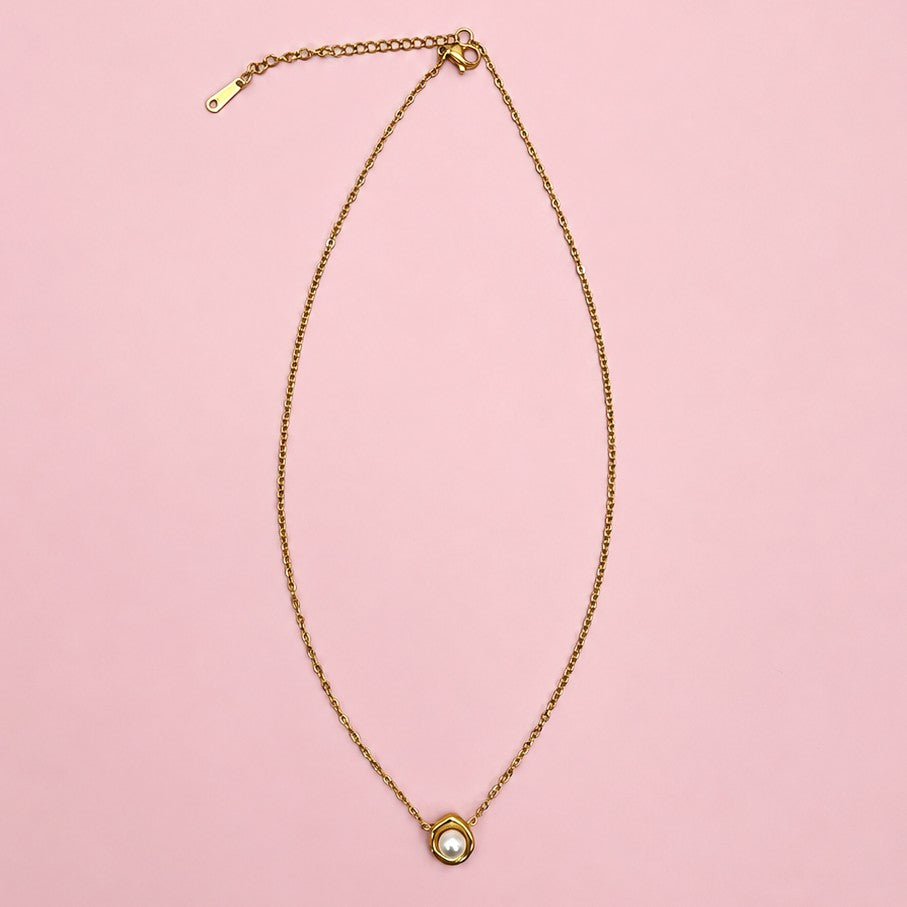 18K STAINLESS STEEL TARNISH FREE PEARL NECKLACE | 40NK9544