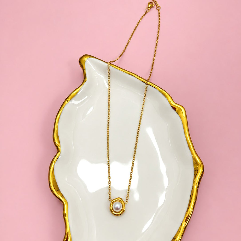 18K STAINLESS STEEL TARNISH FREE PEARL NECKLACE | 40NK9544