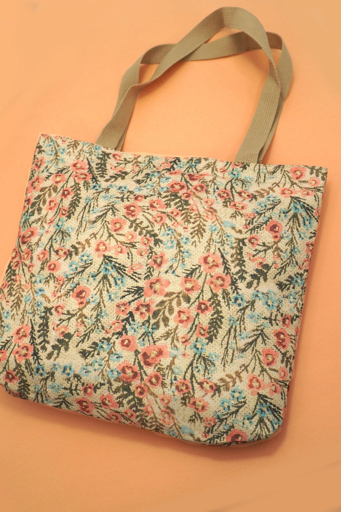 Organic Embroidery Floral Quilted Tote Bag | 40P576