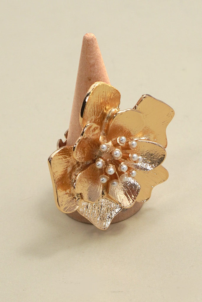 ADJUSTABLE GOLD FLORAL STATEMENT RING | 80R063