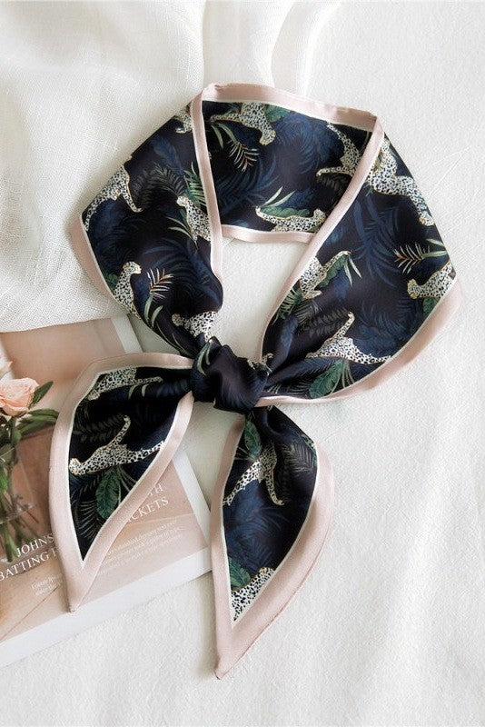 SOFT SILKY SKINNY TWILLY SCARF NECKLACE WRAP | 40SC683