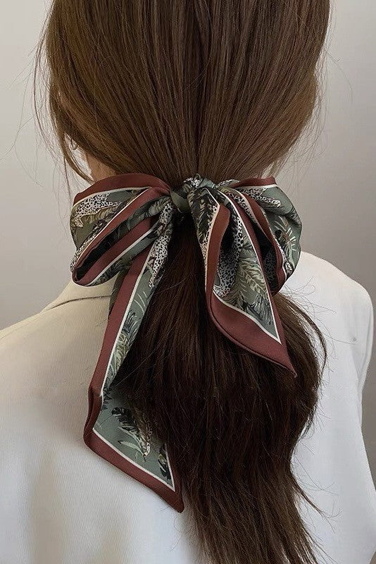 SOFT SILKY SKINNY TWILLY SCARF NECKLACE WRAP | 40SC683