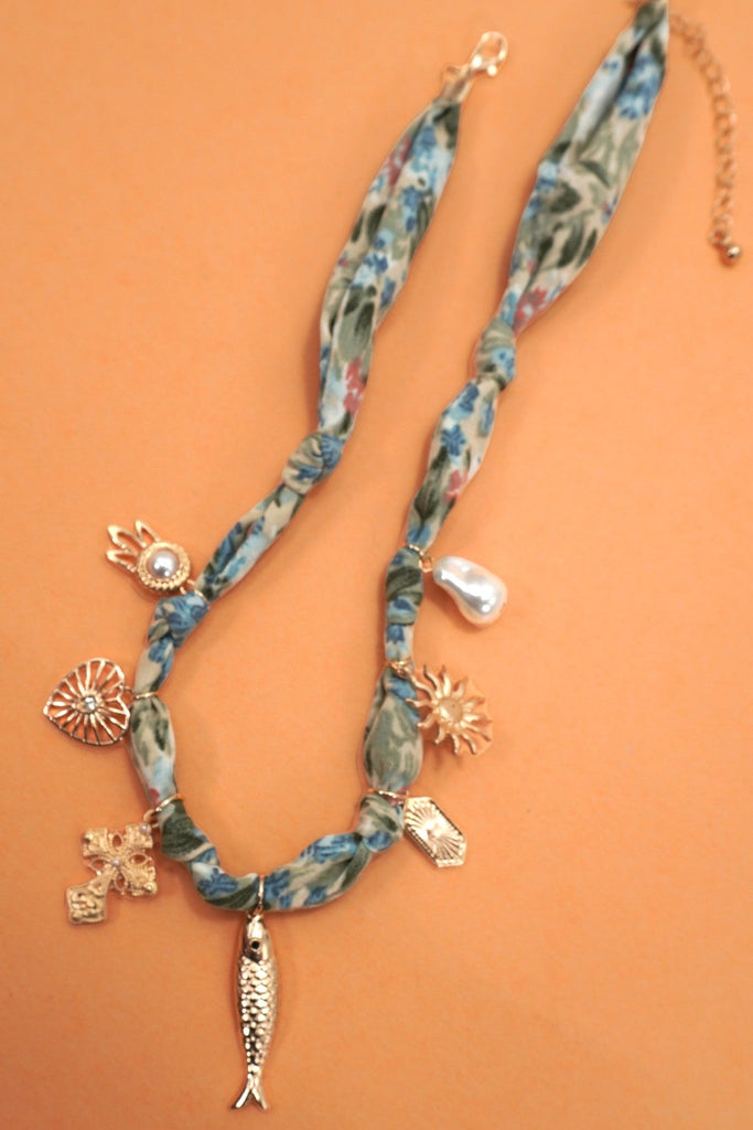 SCARF CHARM NECKLACE-FISH SUN PEARL HEART | 80N92321