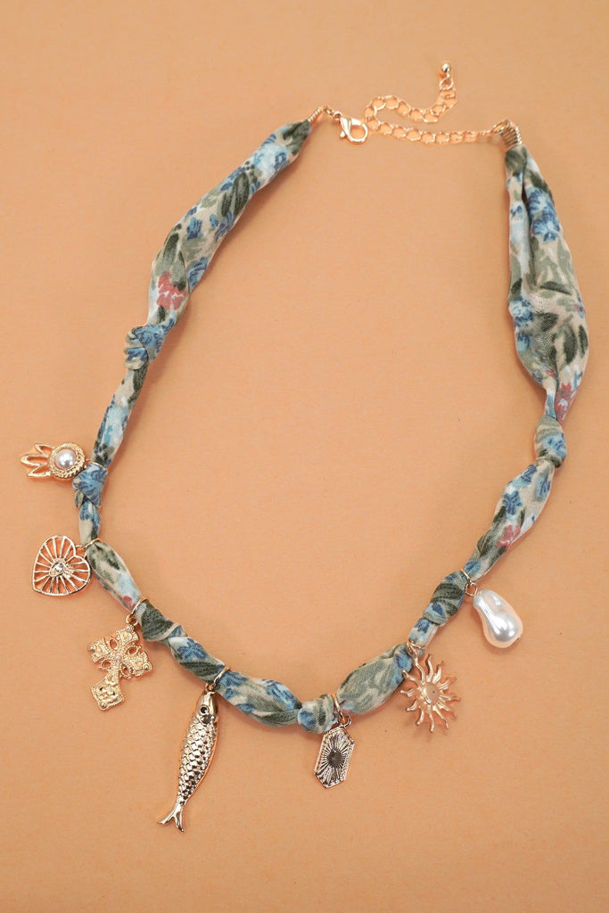 SCARF CHARM NECKLACE-FISH SUN PEARL HEART | 80N92321
