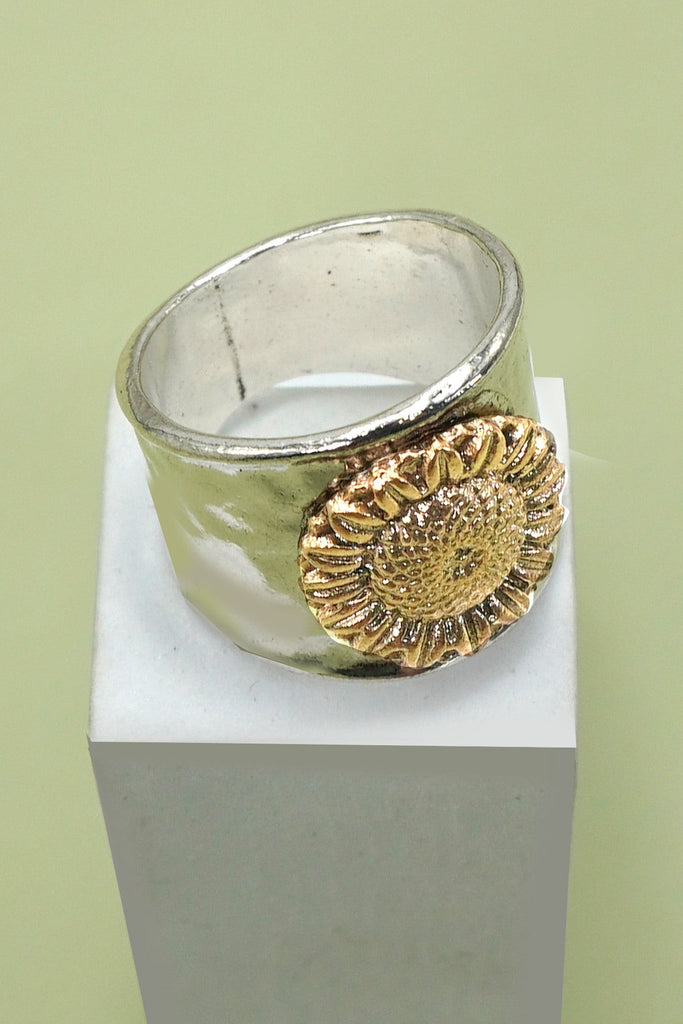 VINTAGE BOHO TWO TONE SUNFLOWER STATEMENT RING | 80R123