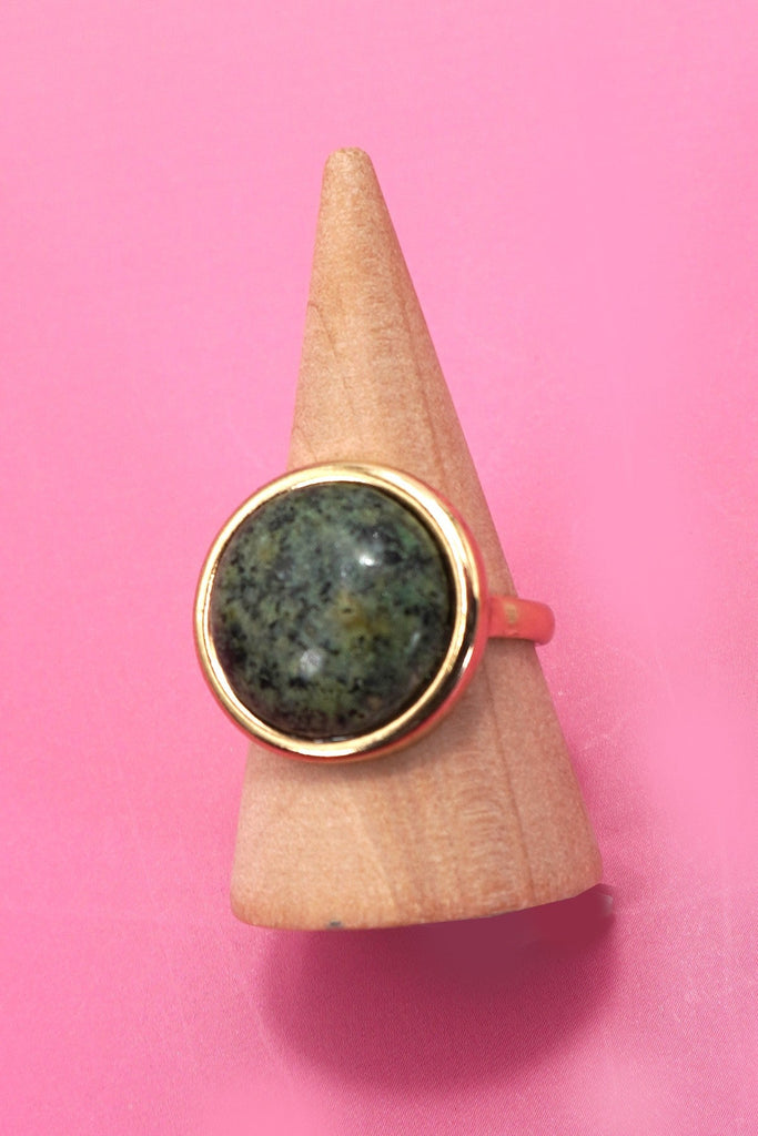 NATURAL STONE COCKTAIL STATEMENT RING | 80R084