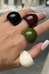 CHUNKY GLOSSY ACRYLIC RING STATEMENT RING | 40R133