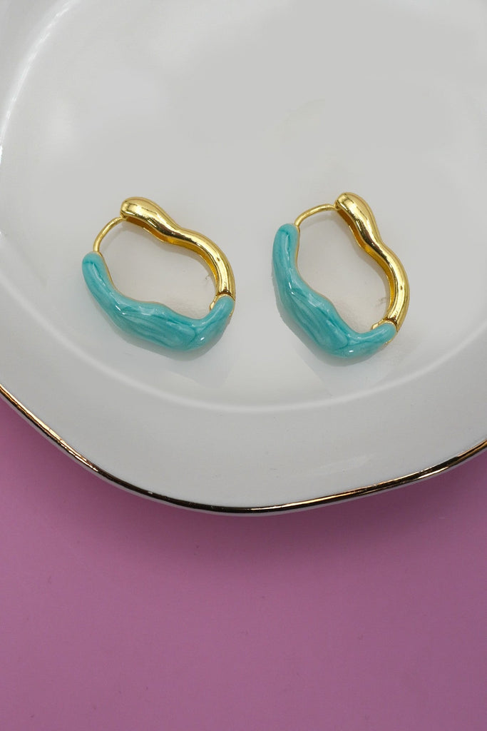 GEOMETRIC OVAL SHAPE EPOXY EDGE HOOP EARRING | 40E425