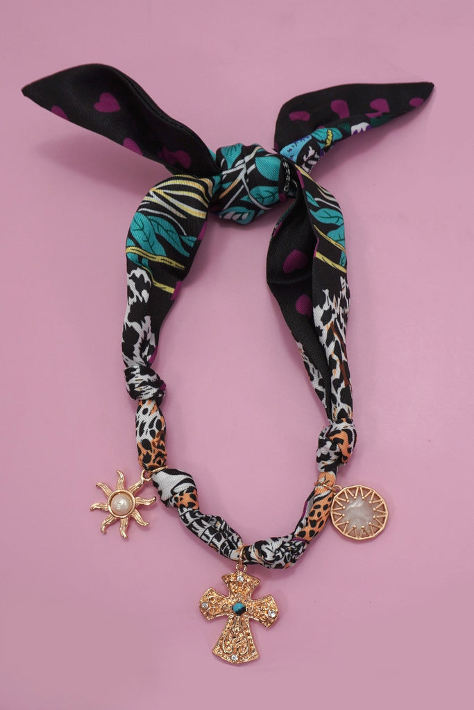 HANDMADE ANIMAL DESIGN SCARF NECKLACE - CROSS SUN | 80N92494