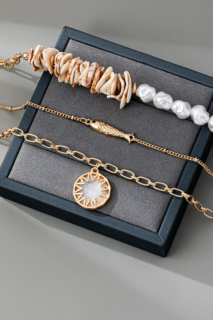 MULTI LAYER SEASHELL PEARL FISH CHARM NECKLACE | 80N92441