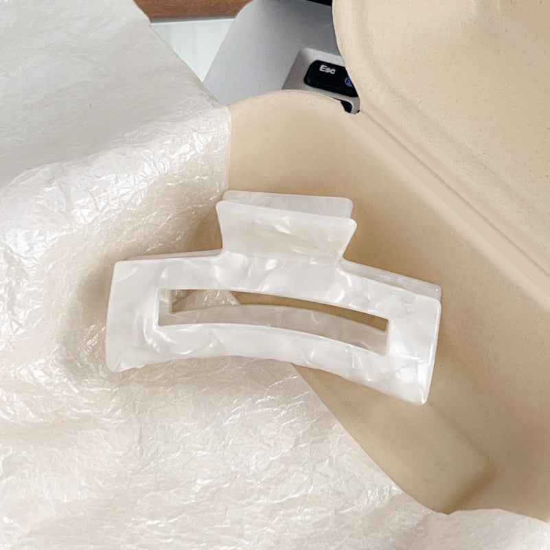 JUMBO ANIMAL TORT PRINT HAIR CLAW CLIPS | 40H1017