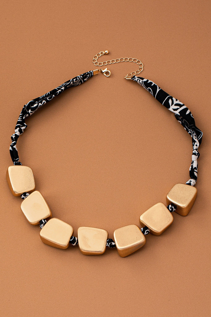 HANDMADE SCARF NECKLACE-IRREGULAR GOLD SQUARE | 80N92492