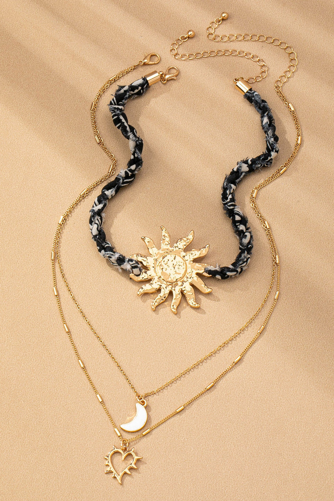 CHARM NECKLACE-TRIPLE LAYER SUNBLAST HEART | 80N92522