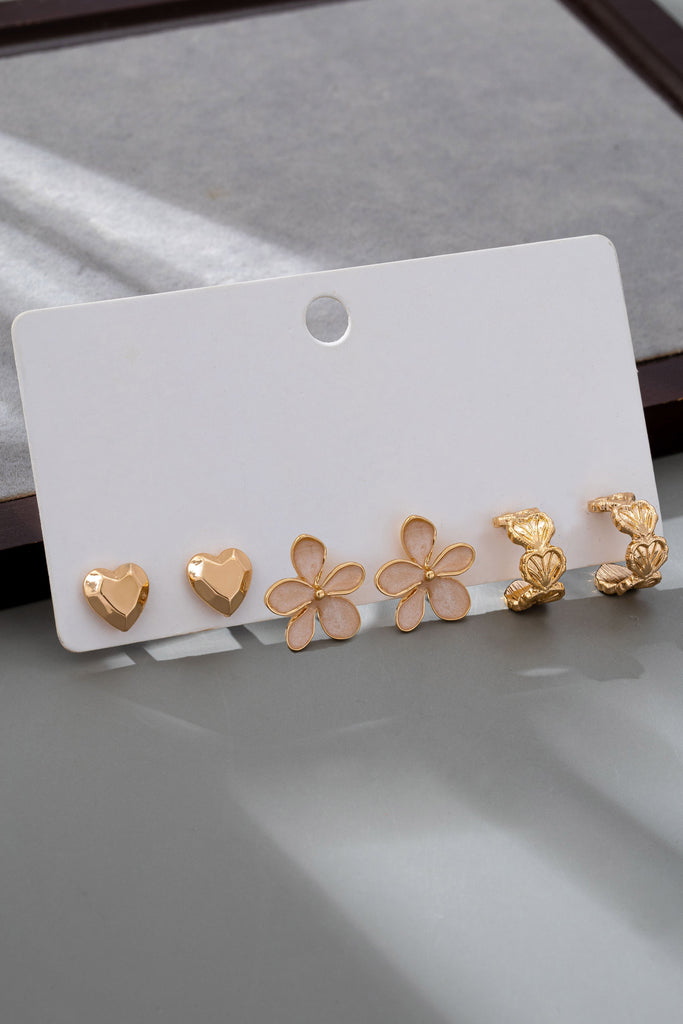 TRIO HEART FLOWER SEASHELL HUGGIE HOOP EARRINGS | 80E61471