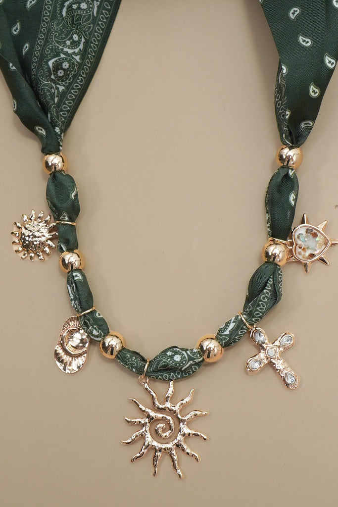 HANDMADE SCARF NECKLACE-SUNBLAST CROSS HEART MOON | 80N92552