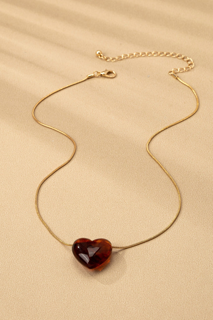 TORTOISE HEART CHARM PENDANT NECKLACE | 80N92602