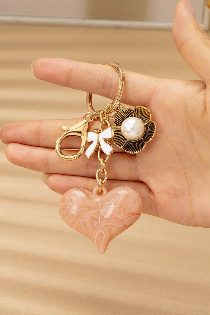 BAG CHARM KEY CHAIN-SWIRL HEART PERAL FLORAL BOW | 80K090