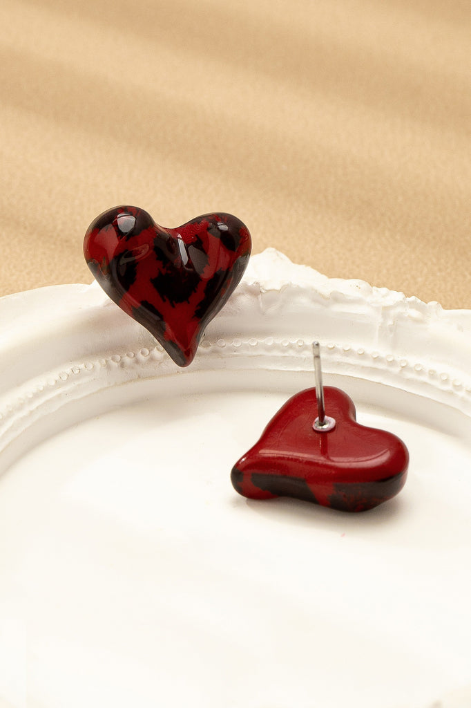 ANIMAL PATTERN HEART STUD EARRING | 80E61520