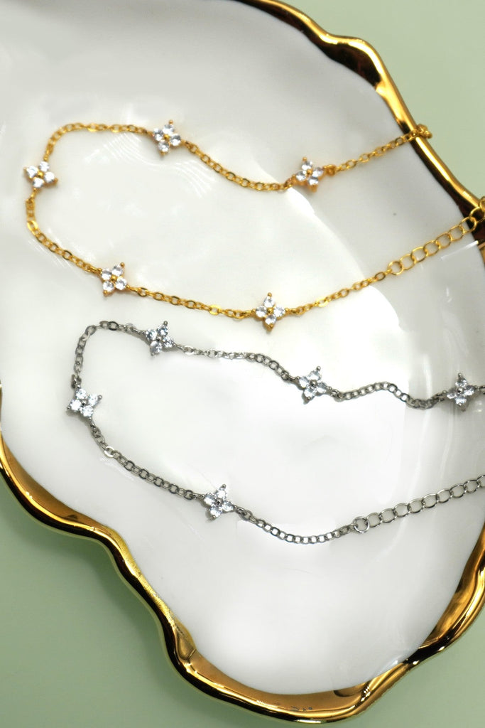 18K STAINLESS STEEL TARNISH FREE FLOWER BRACELET | 40B5213