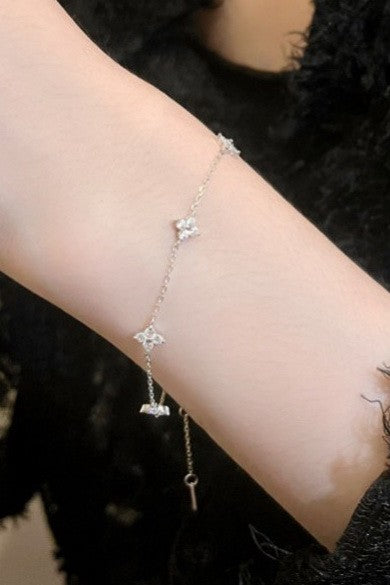 18K STAINLESS STEEL TARNISH FREE FLOWER BRACELET | 40B5213