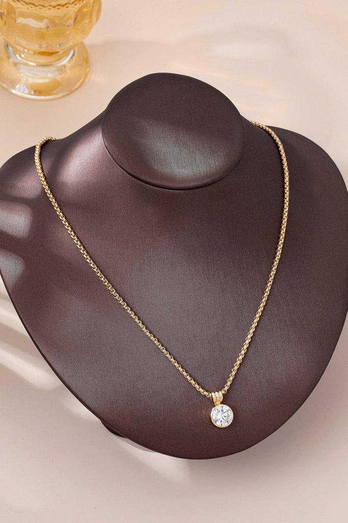 ROUND ZIRCON PENDANT NECKLACE | 80N92678