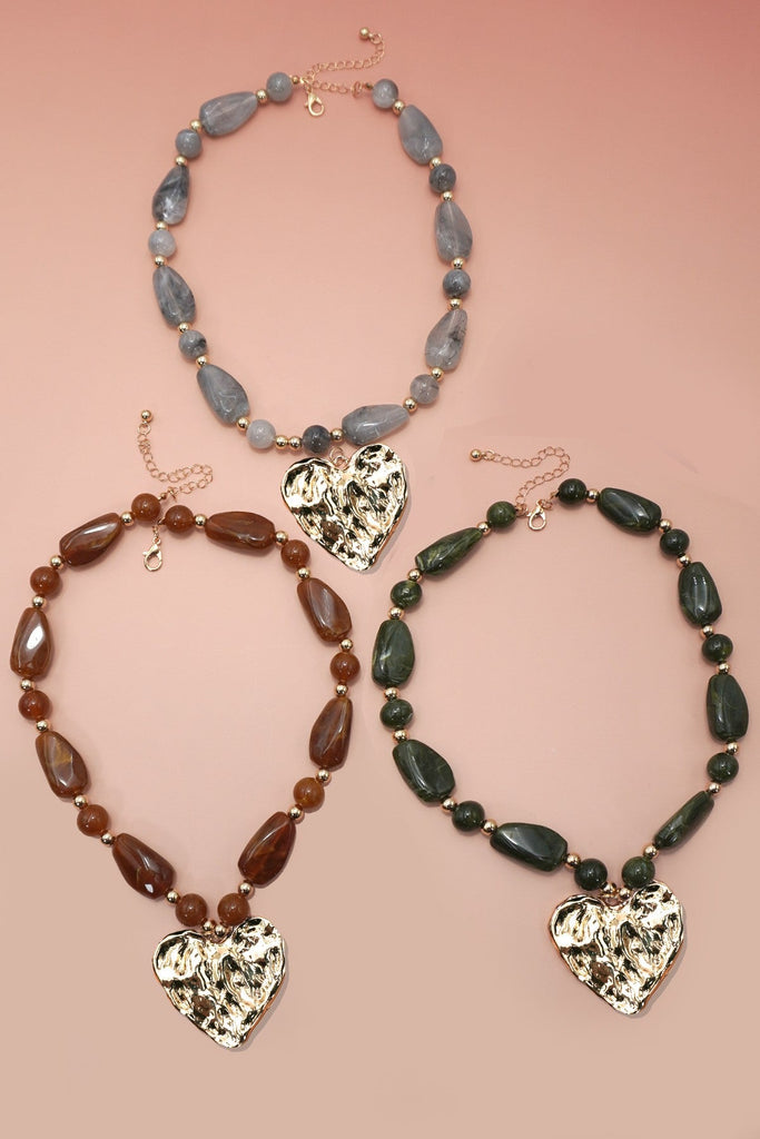 Hammered Heart Pendant Resin Beaded Necklaces | 40NK9662