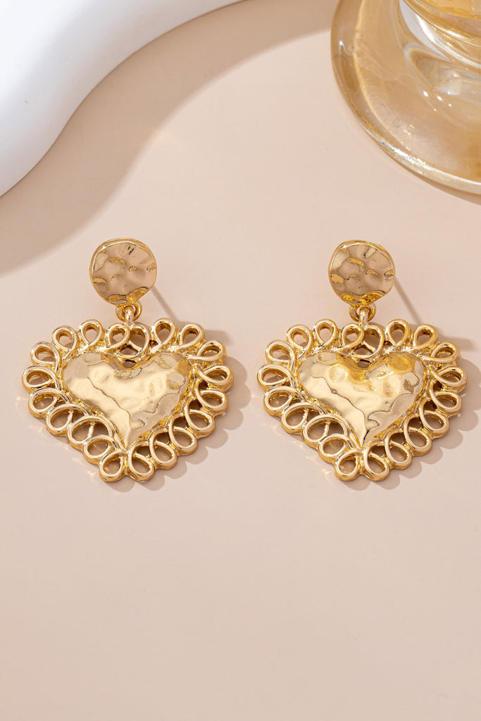 Ornate Hammered Heart Drop Earrings | 80E61656