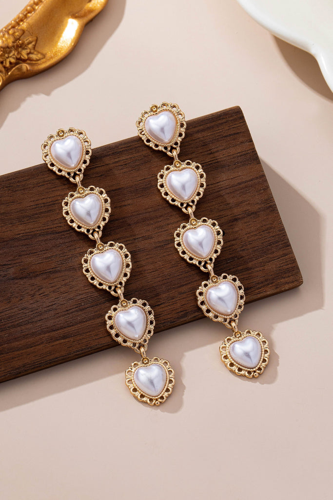 Pearl Heart Cascade Drop Earrings | 80E61658