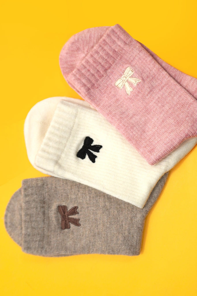 WOMAN RIBBED BOW KNOT SOCKS | 40S02077
