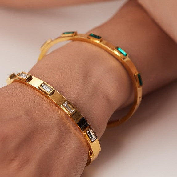 18K NON-TARNISH WATERPROOF STAINLESS STEEL BANGLE | 40B5240