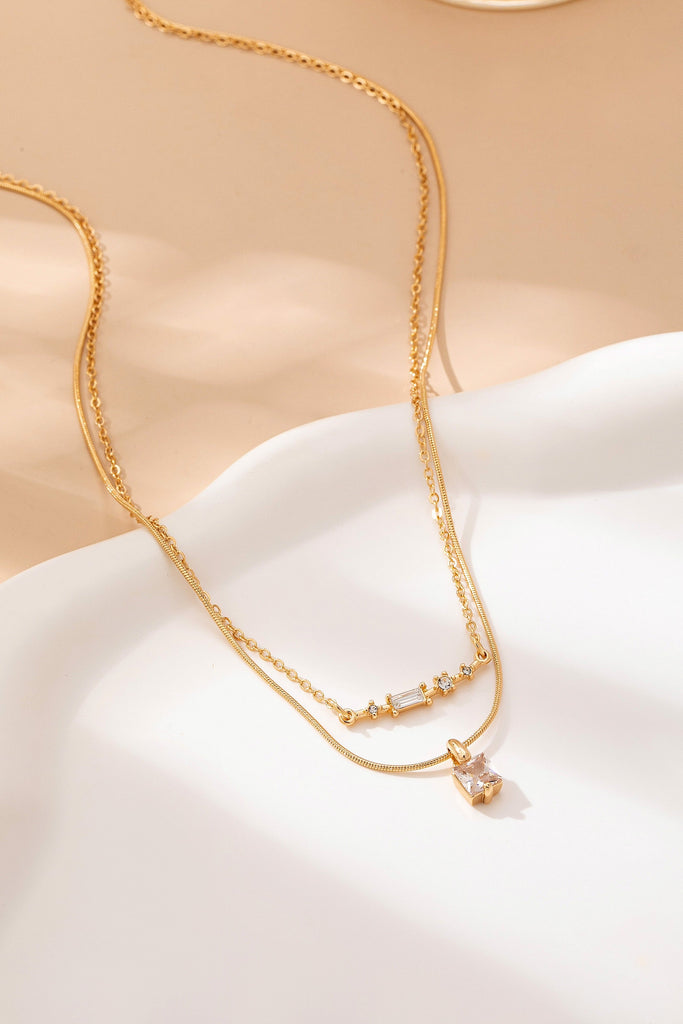 Layer Crystal Bar & Solitaire Square Necklace | 80N92870