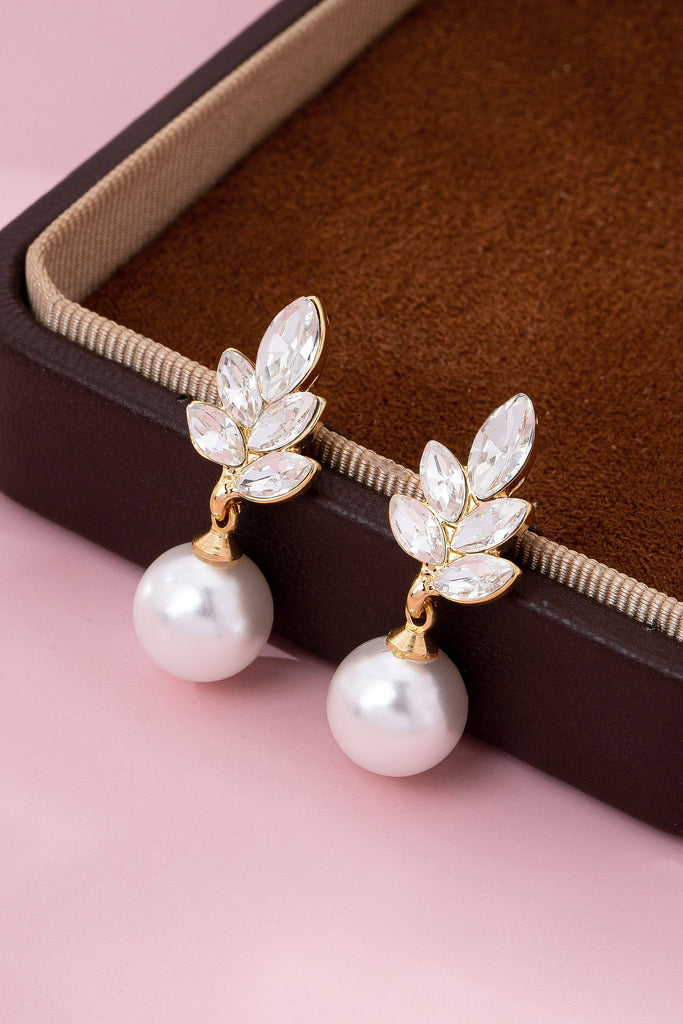 Glass Crystal Cluster & Teardrop Pearl Earrings | 80E61999