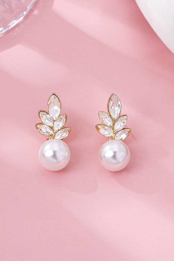 Glass Crystal Cluster & Teardrop Pearl Earrings | 80E61999