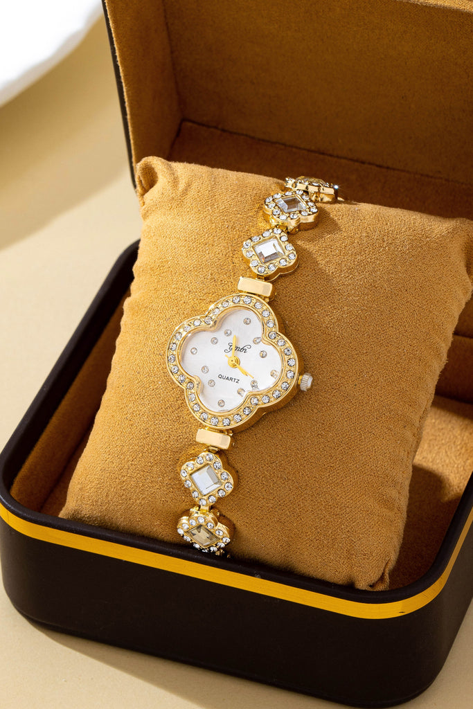 CLOVER CRYSTAL FACE LINK BAND BRACELET WATCH | 80W006