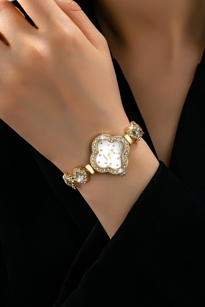 CLOVER CRYSTAL FACE LINK BAND BRACELET WATCH | 80W006