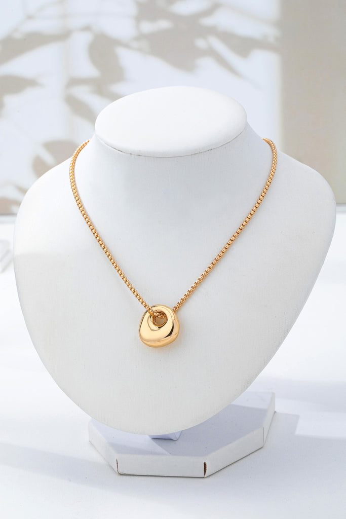Sculptural Gold-Tone Pebble Necklace | 80N93057