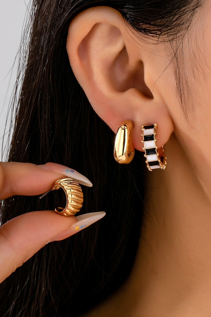 Checker Textured Huggie Hoop Trio Earrings | 80E62201