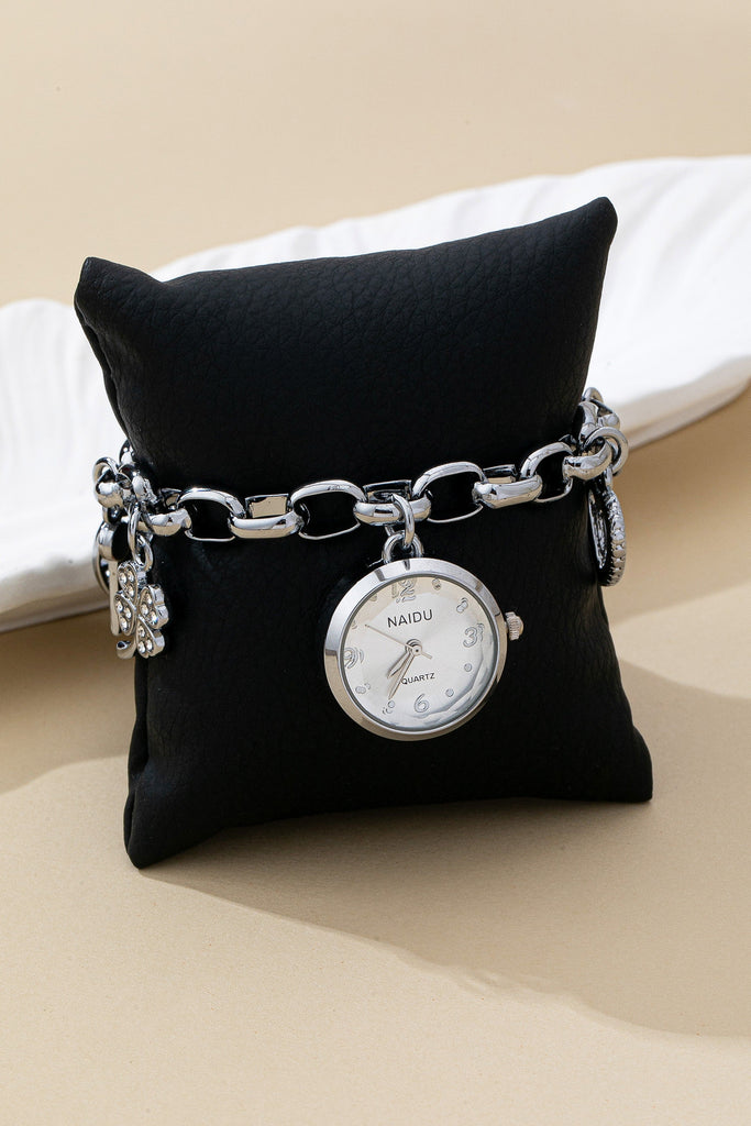 ROUND DIAL CHARM CLOVER HEART BRACELET WATCH | 80W016