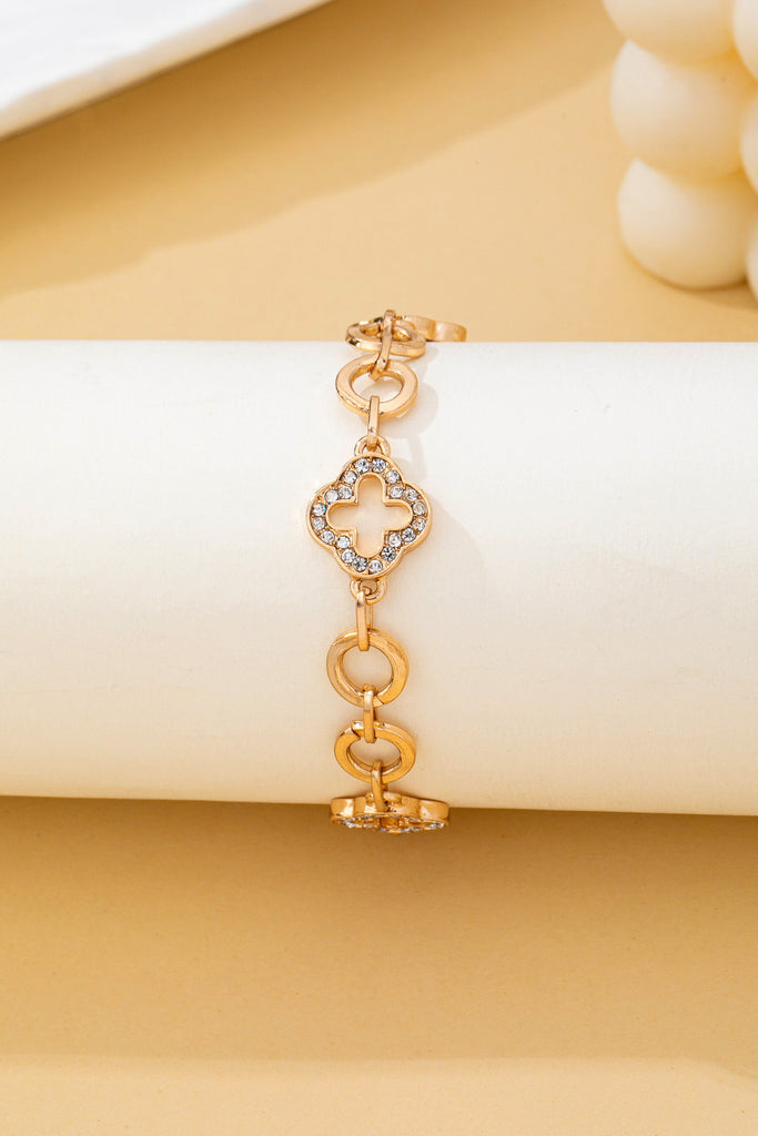 Pave Crystal Clover Link Bracelet With Toggle Clasp | 80B1781