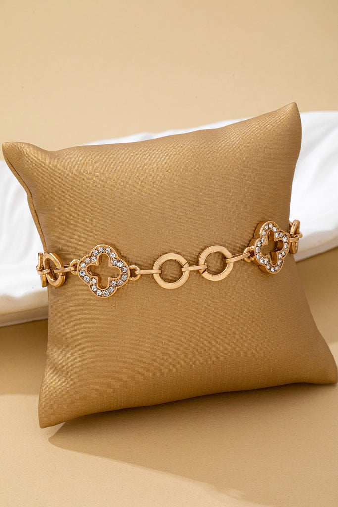 Pave Crystal Clover Link Bracelet With Toggle Clasp | 80B1781