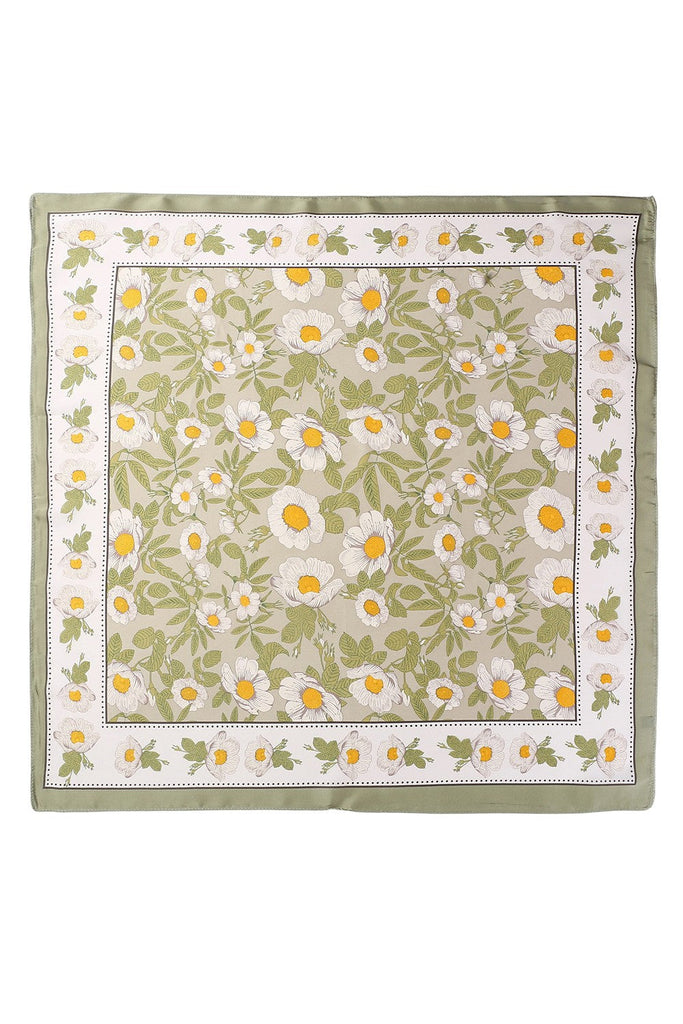 Spring Meadow Daisy Silky Feel Banada Scarf | 40SC713