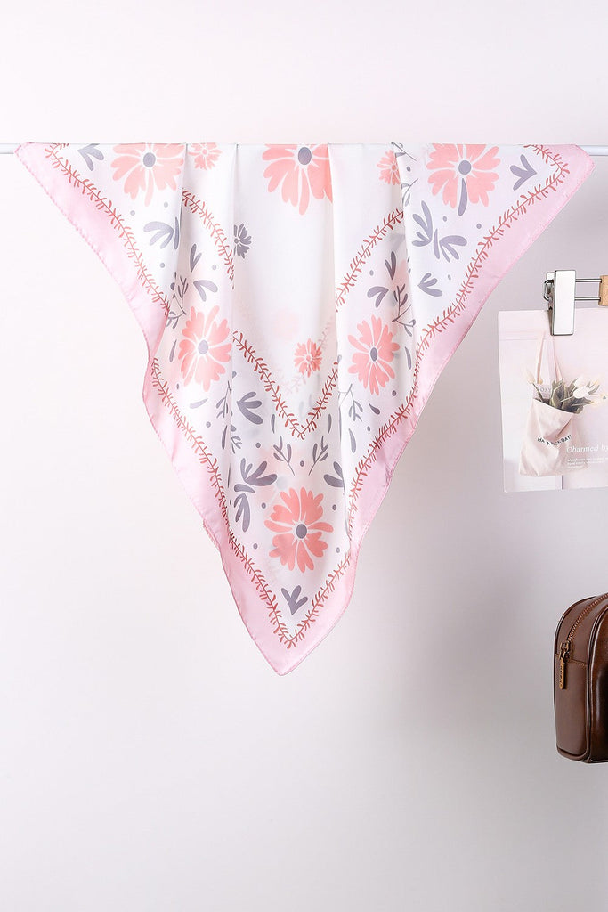 Floral Print Silk-Finish Bandana Scarf | 40SC719