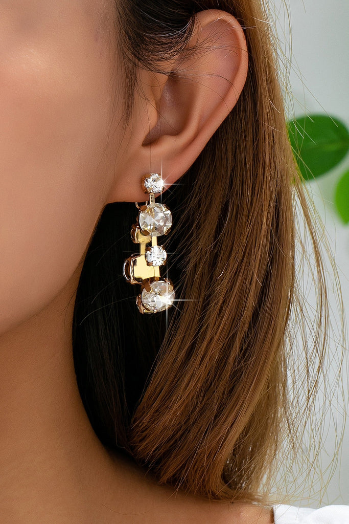Cascading Round Cut Crystal Drop Earrings | 80E62345