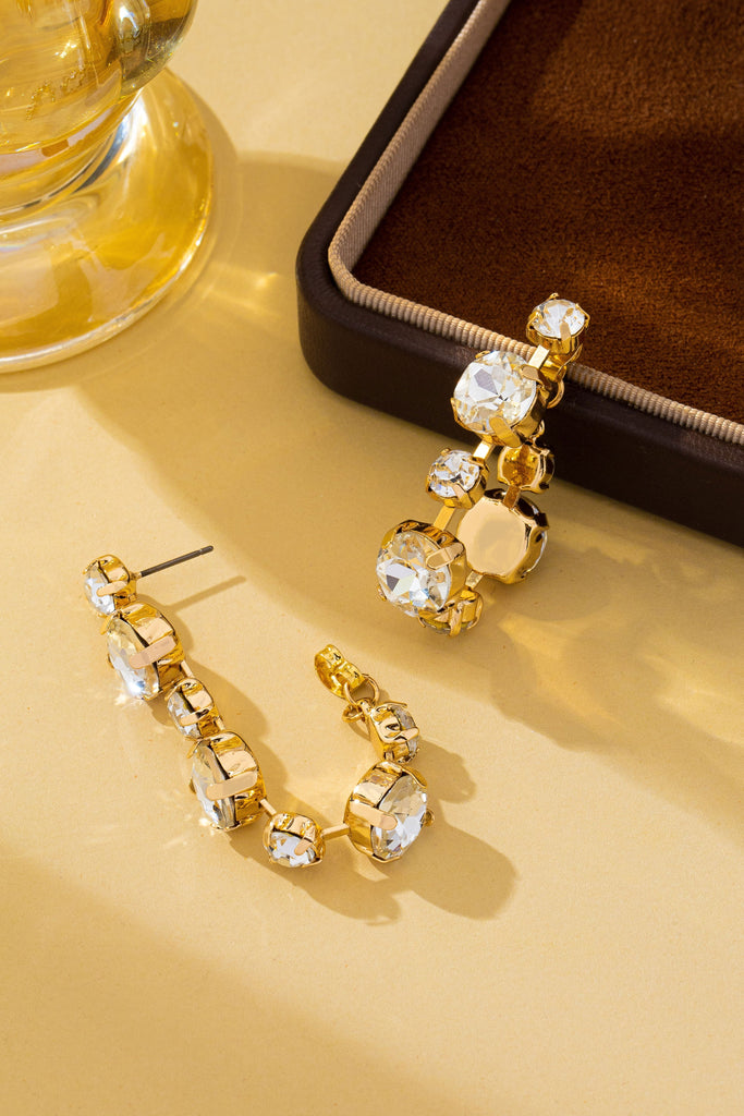 Cascading Round Cut Crystal Drop Earrings | 80E62345