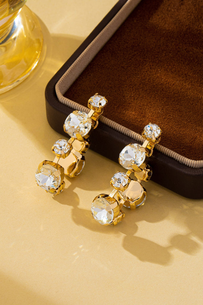 Cascading Round Cut Crystal Drop Earrings | 80E62345