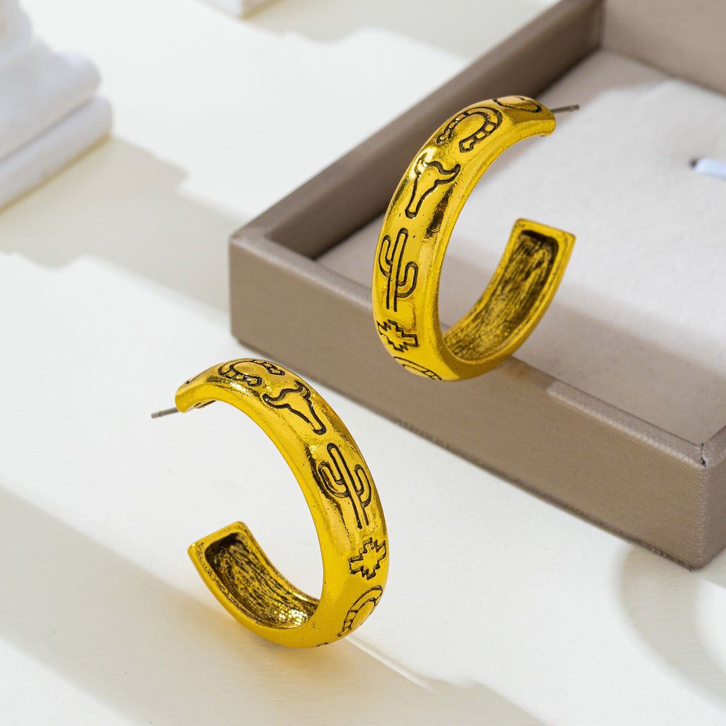 Western Icon Engraved Gold-Tone Hoop Earrings | 80E62385