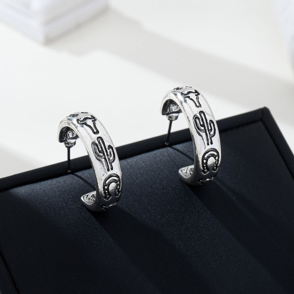 Cowgirl Engraved Silver Hoop Earrings | 80E62386