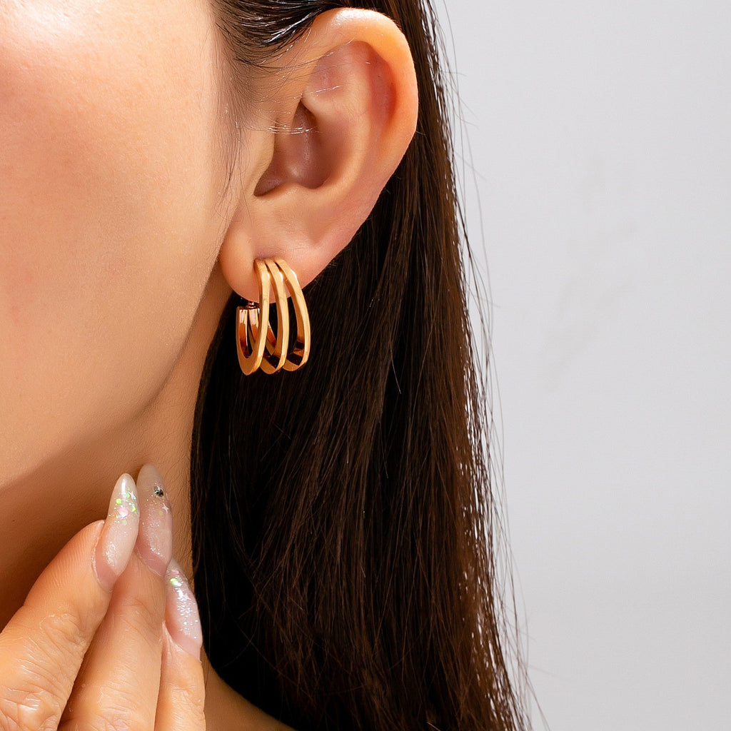 Triple-Band Hoop Earrings | 80E62402